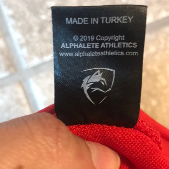 Alphalete R6 in red - Picture 3 of 4